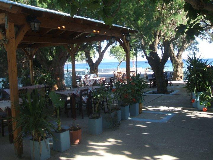 Pension Balos Koumeika エクステリア 写真