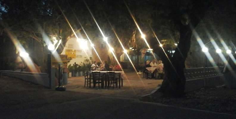 Pension Balos Koumeika エクステリア 写真